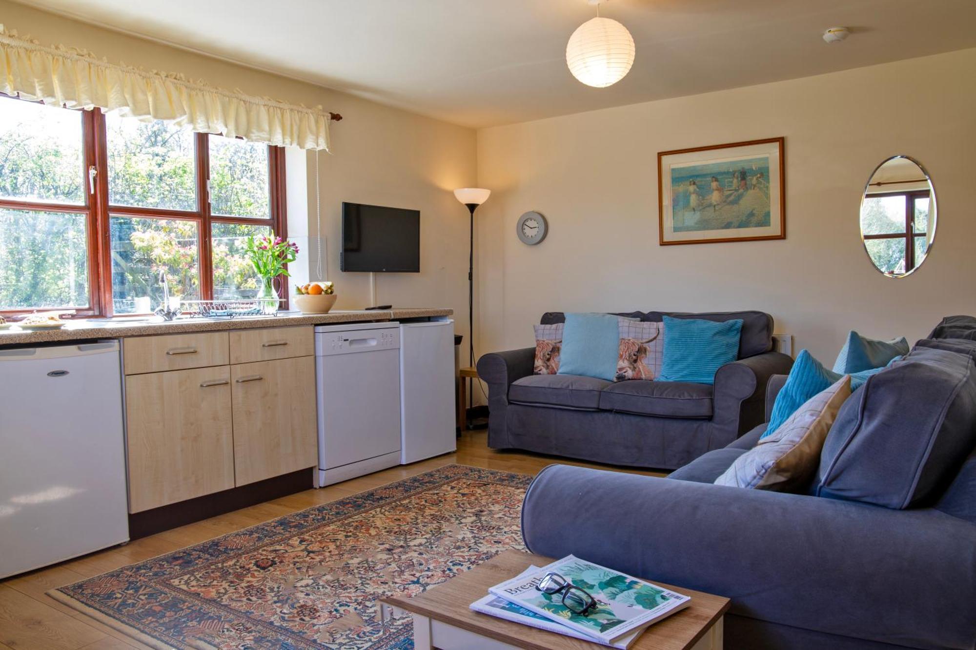 Charlie'S Cottage With Alpacas And 7Mins Drive To Alton Towers Denstone Buitenkant foto